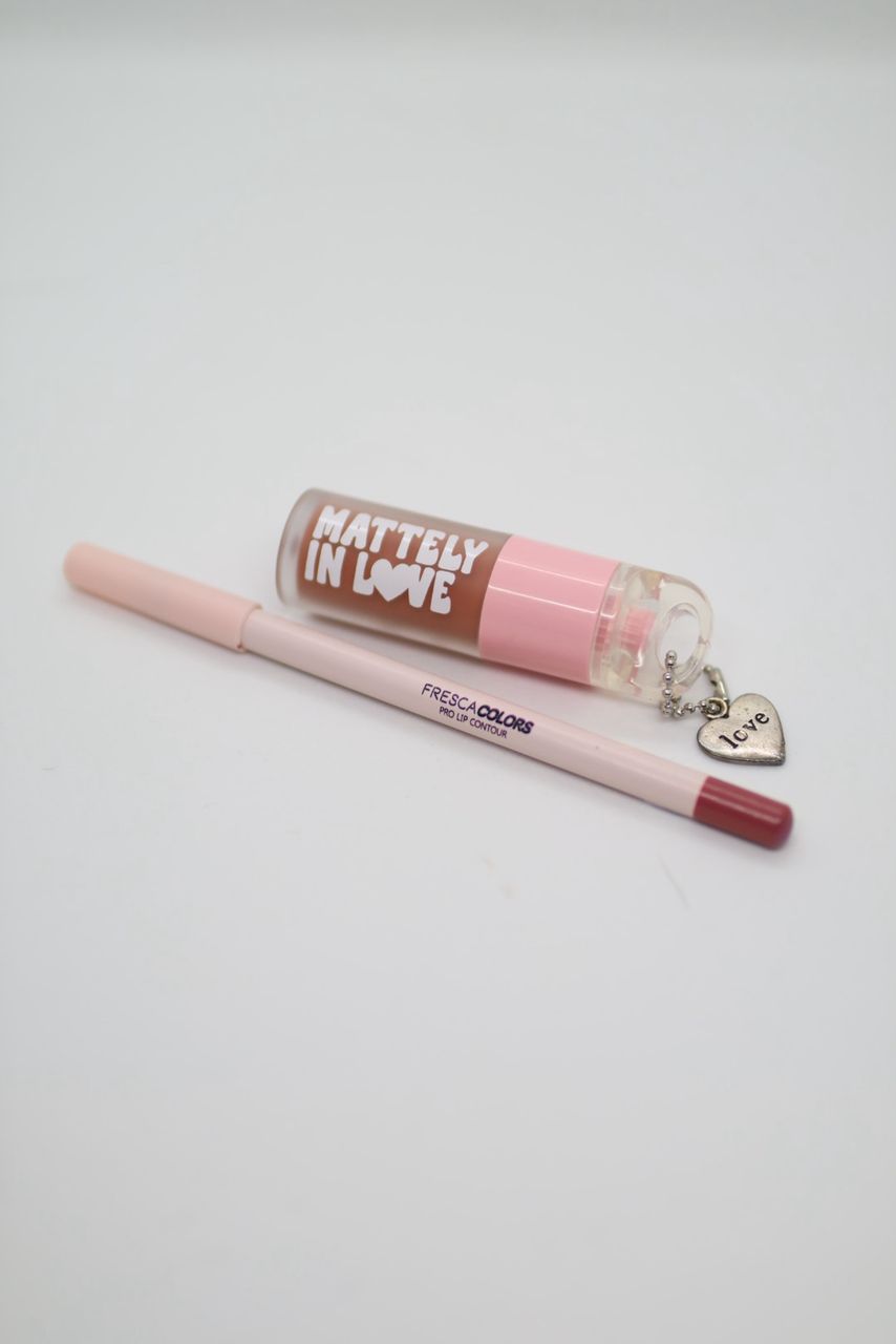 Fresca Colors x Mekkie (Shade 17 + Peach Me)